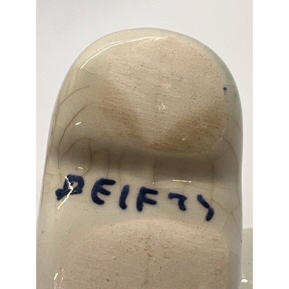 Vintage Pair of Delft Blue Holland Miniature Shoes Clogs Hand Painted Windmill - Picture 12 of 16